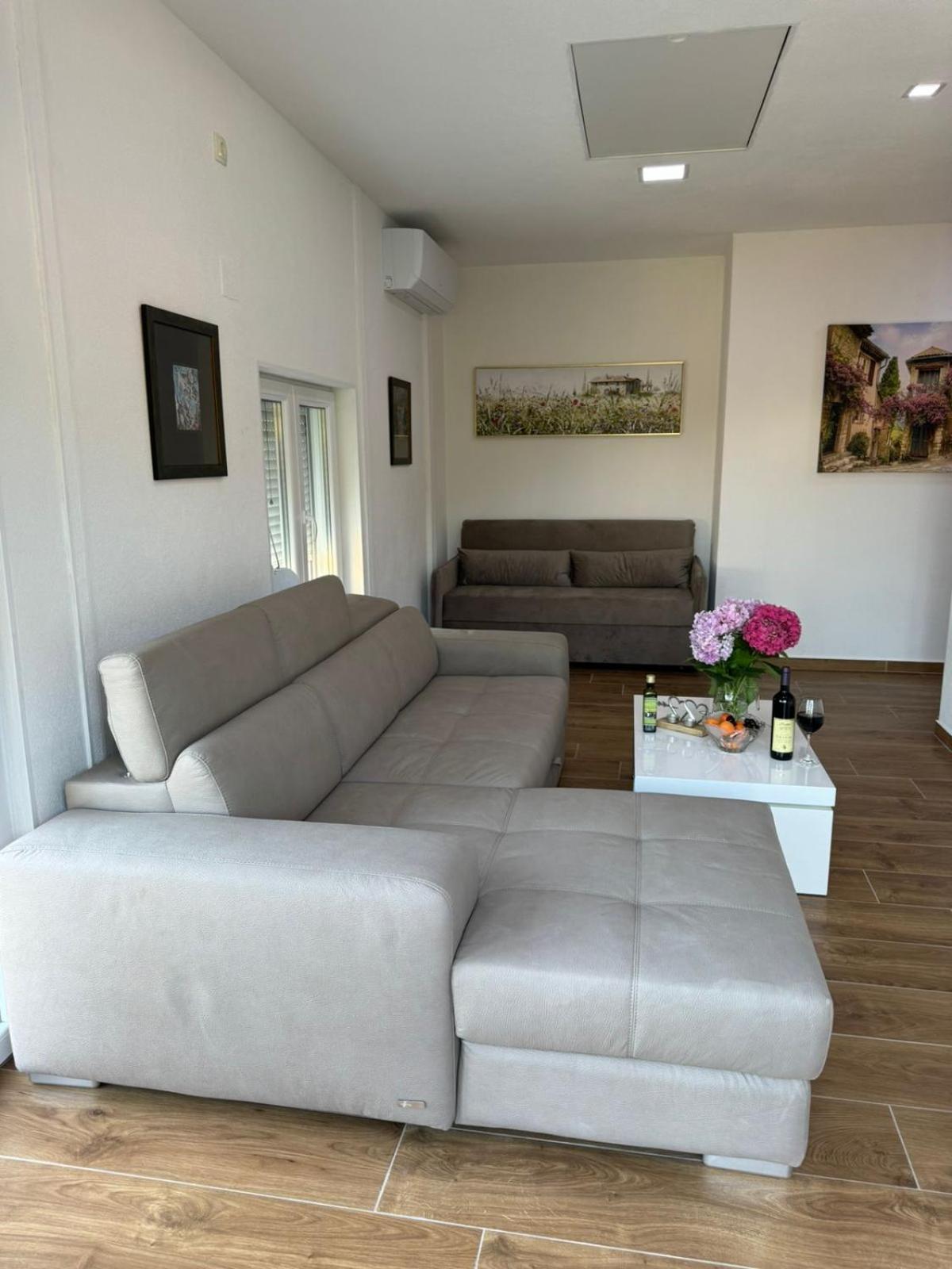 Villagio Virpazar Eksteriør billede
